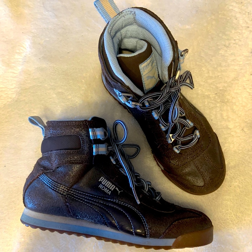 Stylish Puma Sneakers
